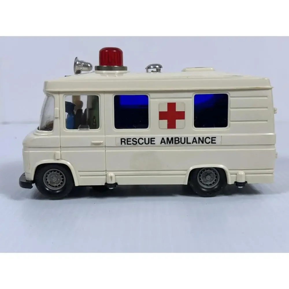 VTG Mercedes Rescue Ambulance Battery Operated  Bump-N-Go Hong Kong Parts‎ Only